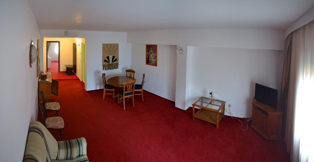 Hotel Marion Padurea Rotunda*** Reghin Quarto foto